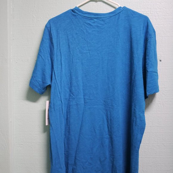 New- Never worn ,Tee - Picture 2 of 2